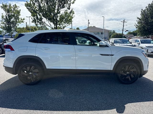 2024 Volkswagen Atlas Cross Sport 2.0T SE w/Technology