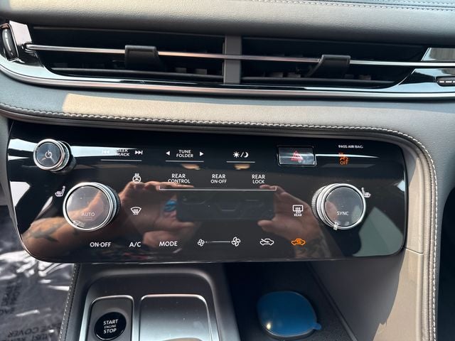 2027 INFINITI QX65 Luxe AWD