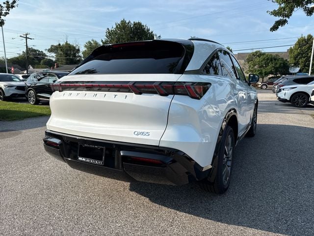 2027 INFINITI QX65 Luxe AWD
