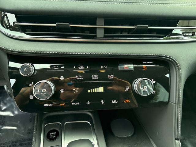 2027 INFINITI QX60 Luxe AWD