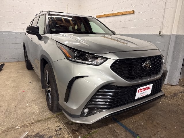 2022 Toyota Highlander XSE