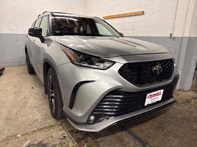 2022 Toyota Highlander XSE