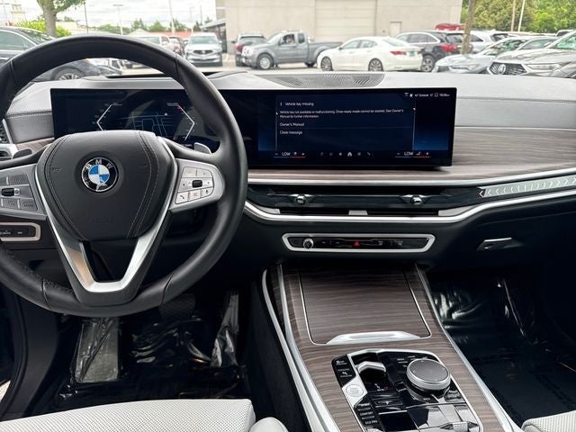 2024 BMW X7 xDrive40i