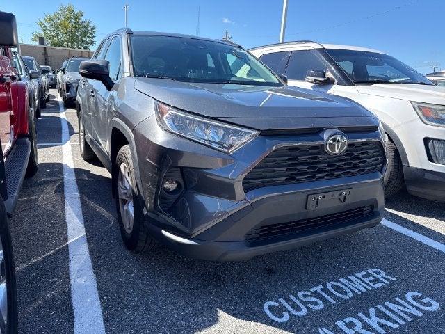 2020 Toyota RAV4 XLE