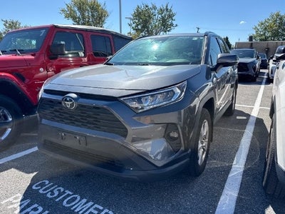 2020 Toyota RAV4 XLE