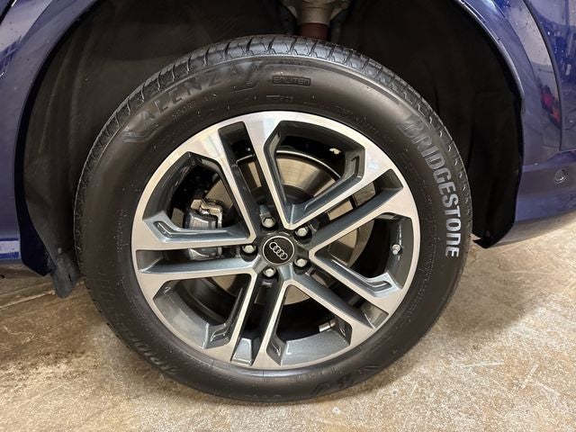 2025 Audi Q5 2.0T Premium quattro