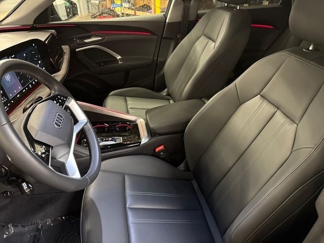 2025 Audi Q5 2.0T Premium quattro