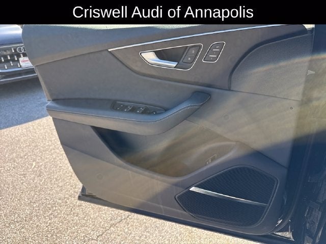 2023 Audi Q8 55 Prestige quattro
