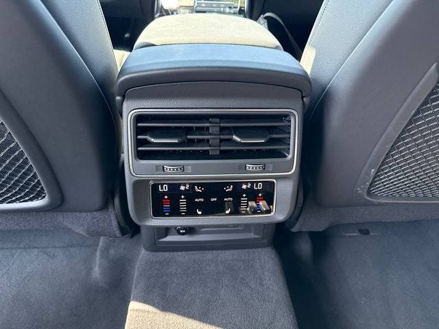 2025 Audi Q8 55 Premium Plus quattro