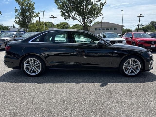 2024 Audi A4 45 S line Premium quattro